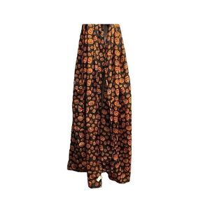 Willow Manor women’s NWT pumpkin Halloween sheer scarf 70 x 70